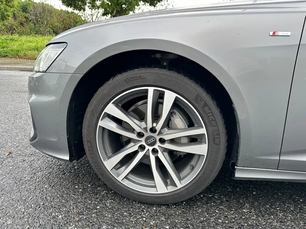 Audi A6 (Import) — миниатюра 8