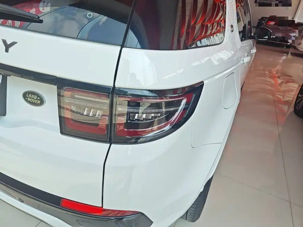 Land Rover Discovery Sport — миниатюра 8