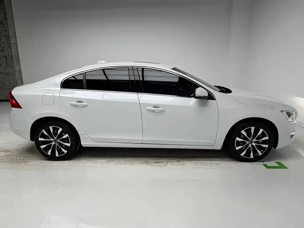 Volvo S60 2019 S60L T3