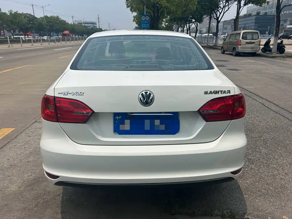 Volkswagen Sagitar — миниатюра 5