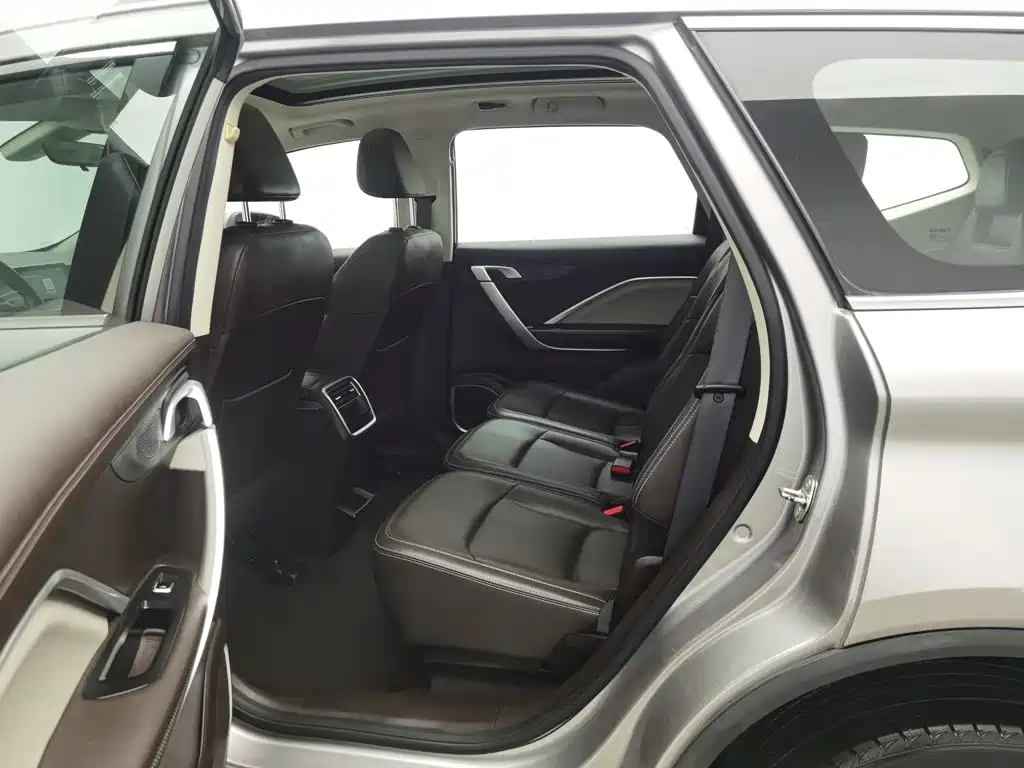 Geely Jia Ji — миниатюра 15