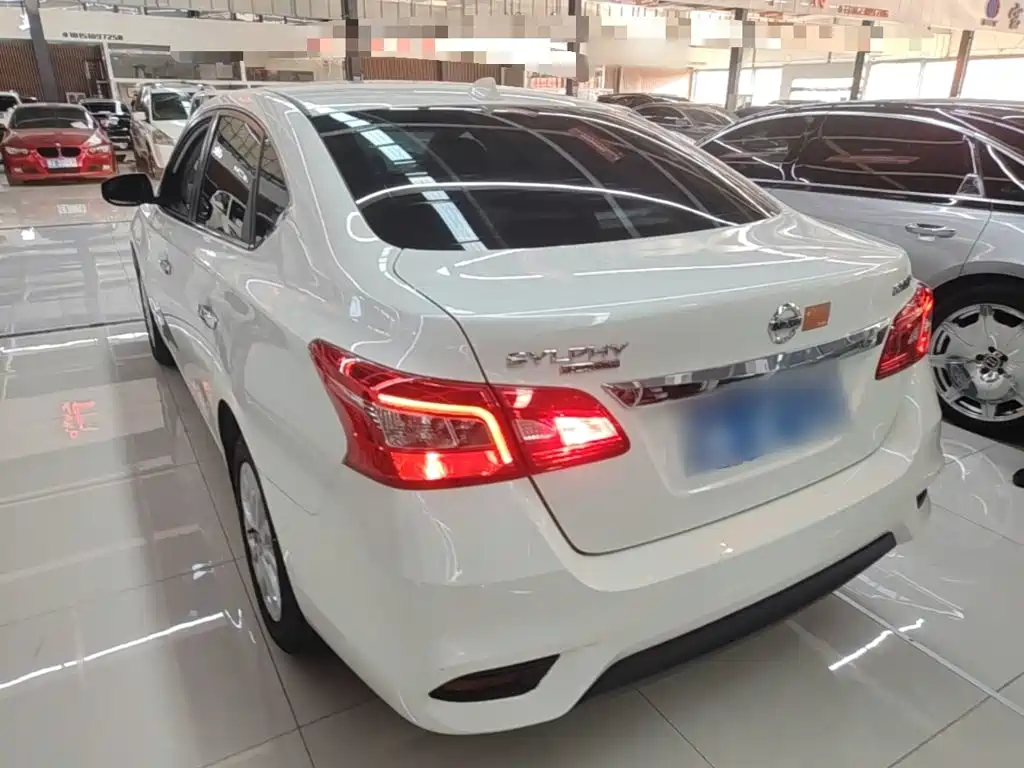 Nissan Sylphy — миниатюра 5