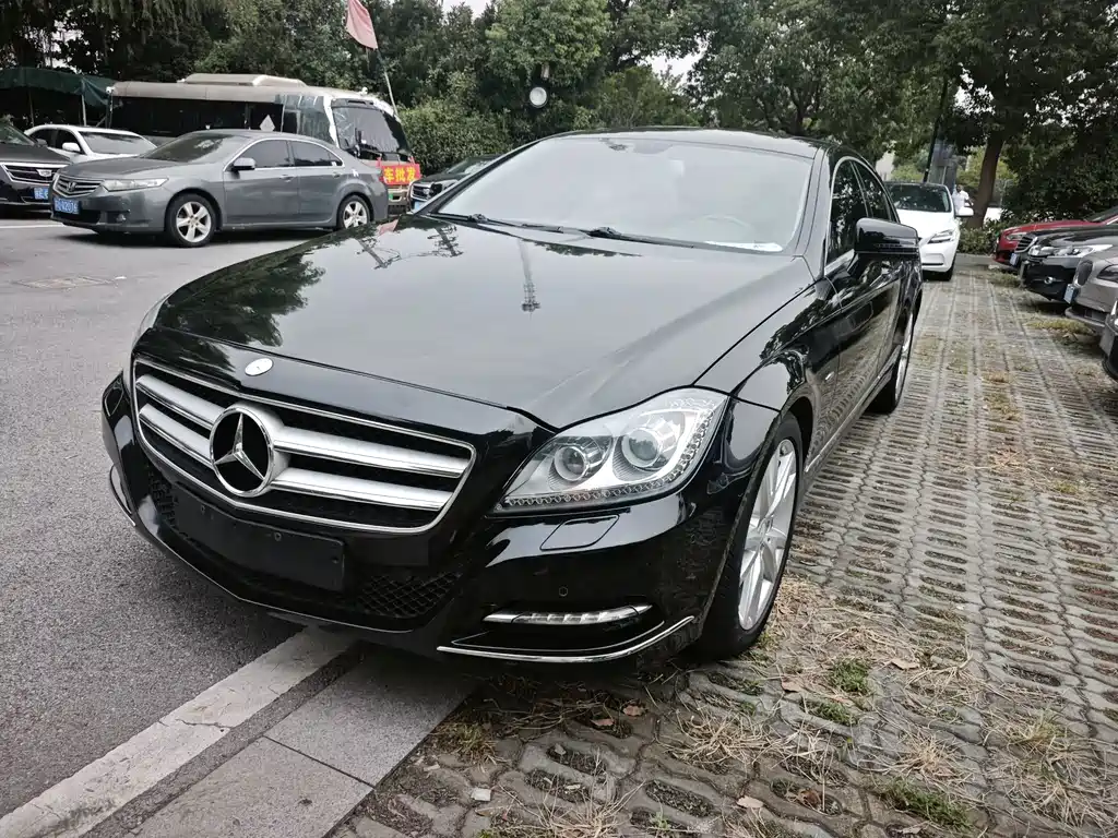 Mercedes-Benz CLS