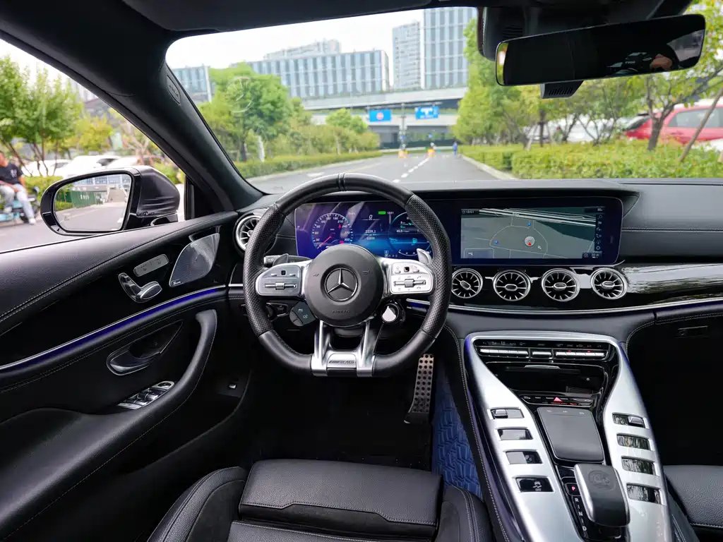 Mercedes-Benz AMG GT — миниатюра 8