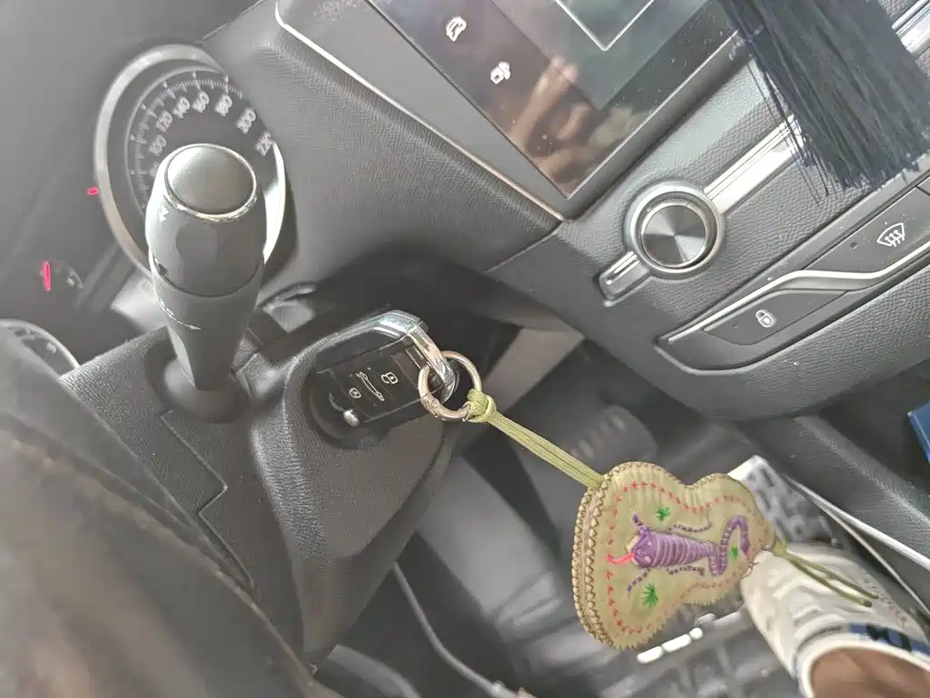 Peugeot 408 — миниатюра 9