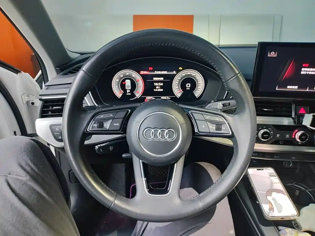 Audi A4L — миниатюра 11