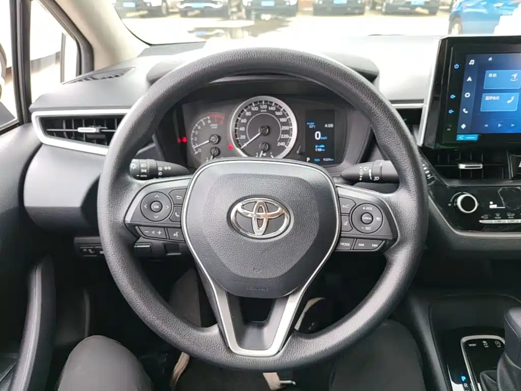 Toyota Corolla — миниатюра 11