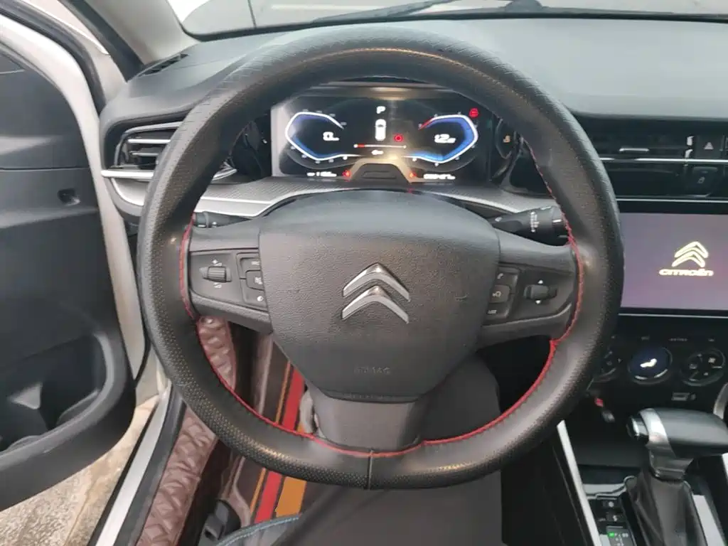 Citroen C3-XR — миниатюра 11