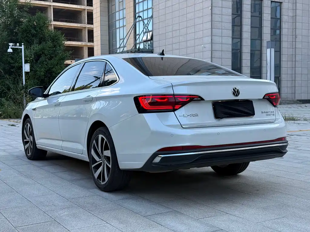 Volkswagen Sagitar — миниатюра 12