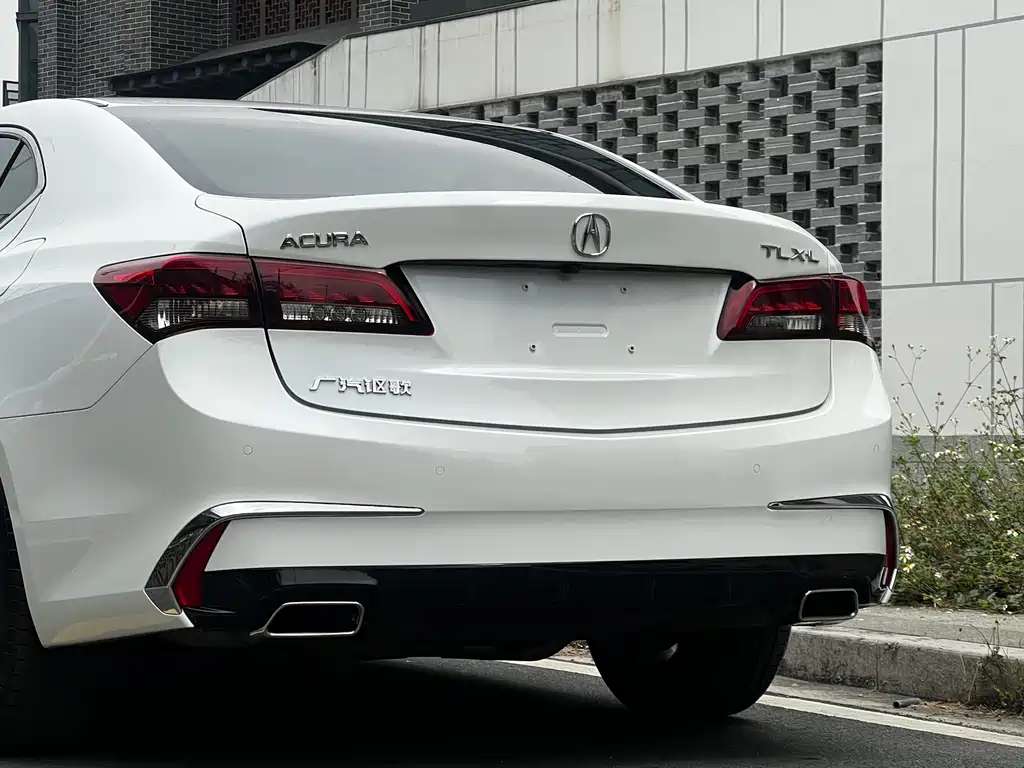 ACURA TLX L