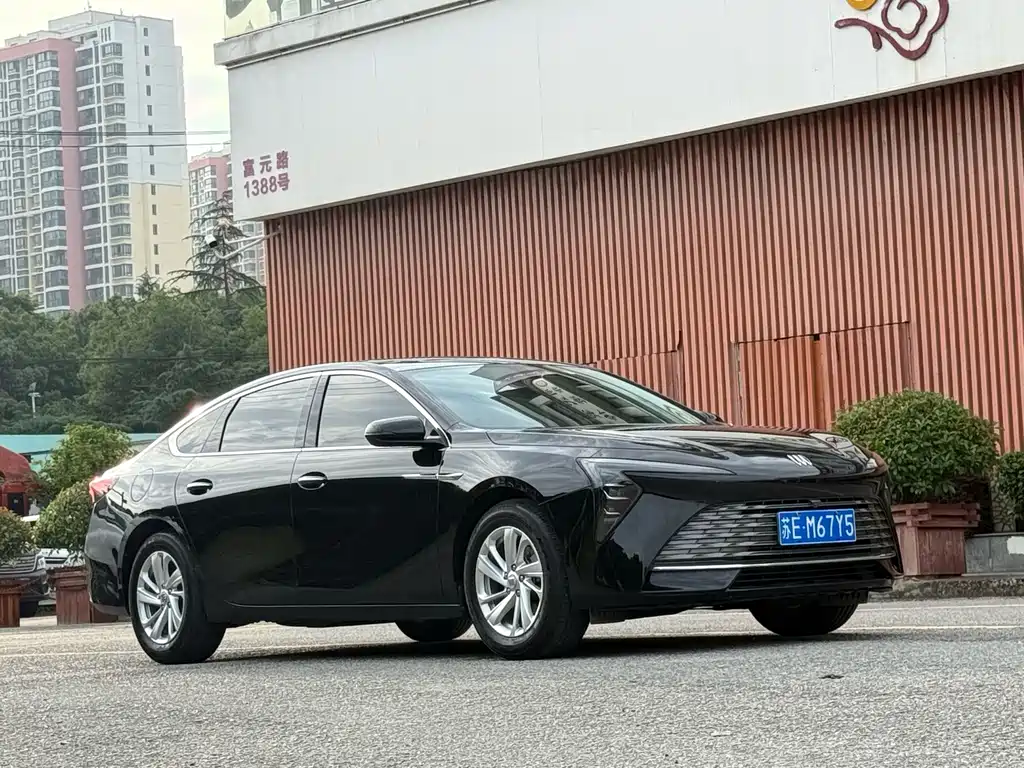 Buick LaCrosse — миниатюра 7
