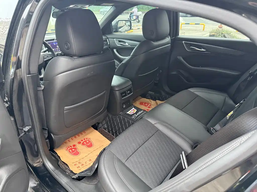 Cadillac CT5 — миниатюра 5