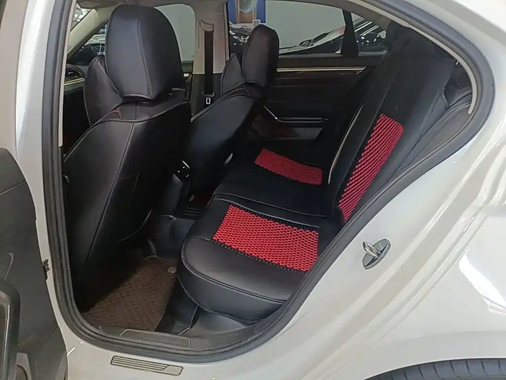 Volkswagen Lamando — миниатюра 17