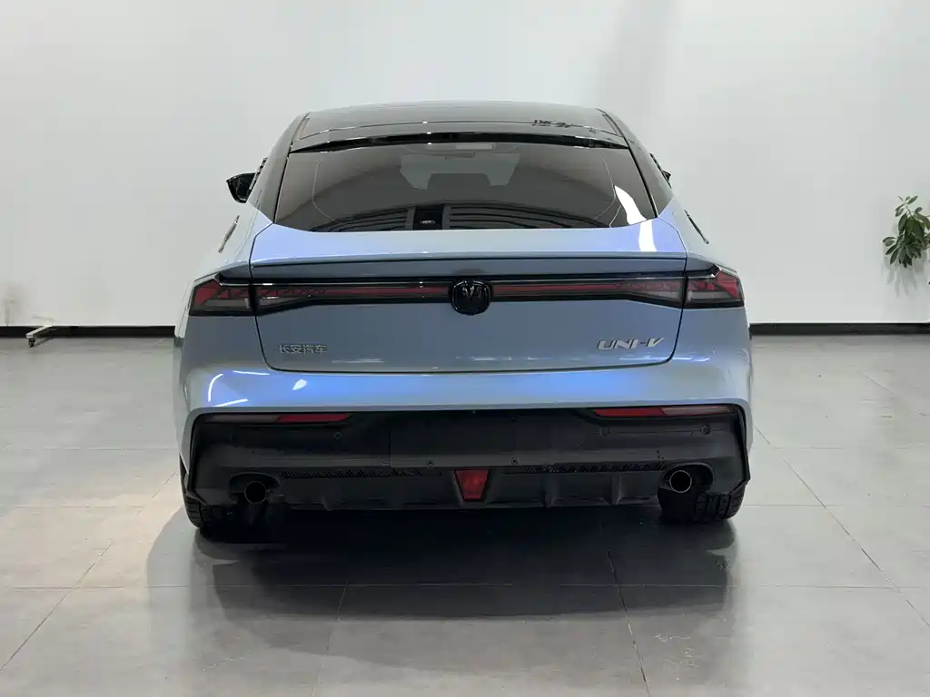 CHANGAN UNI V SMART IDD