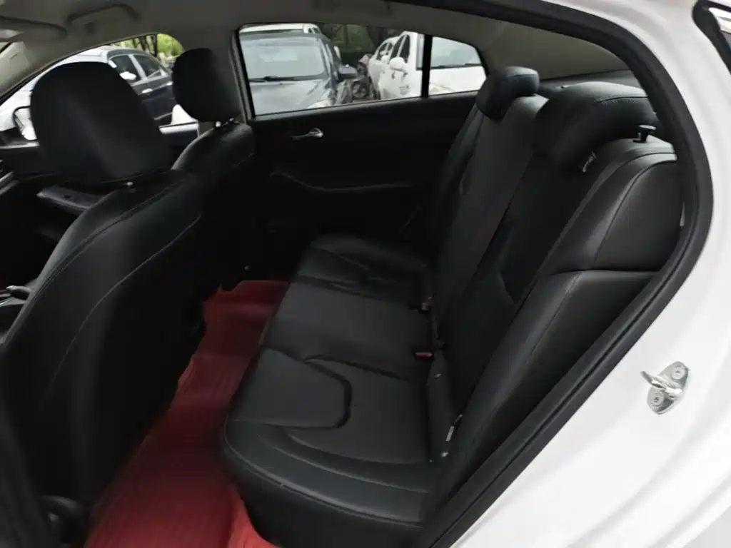 Chery Arrizo 5 — миниатюра 17