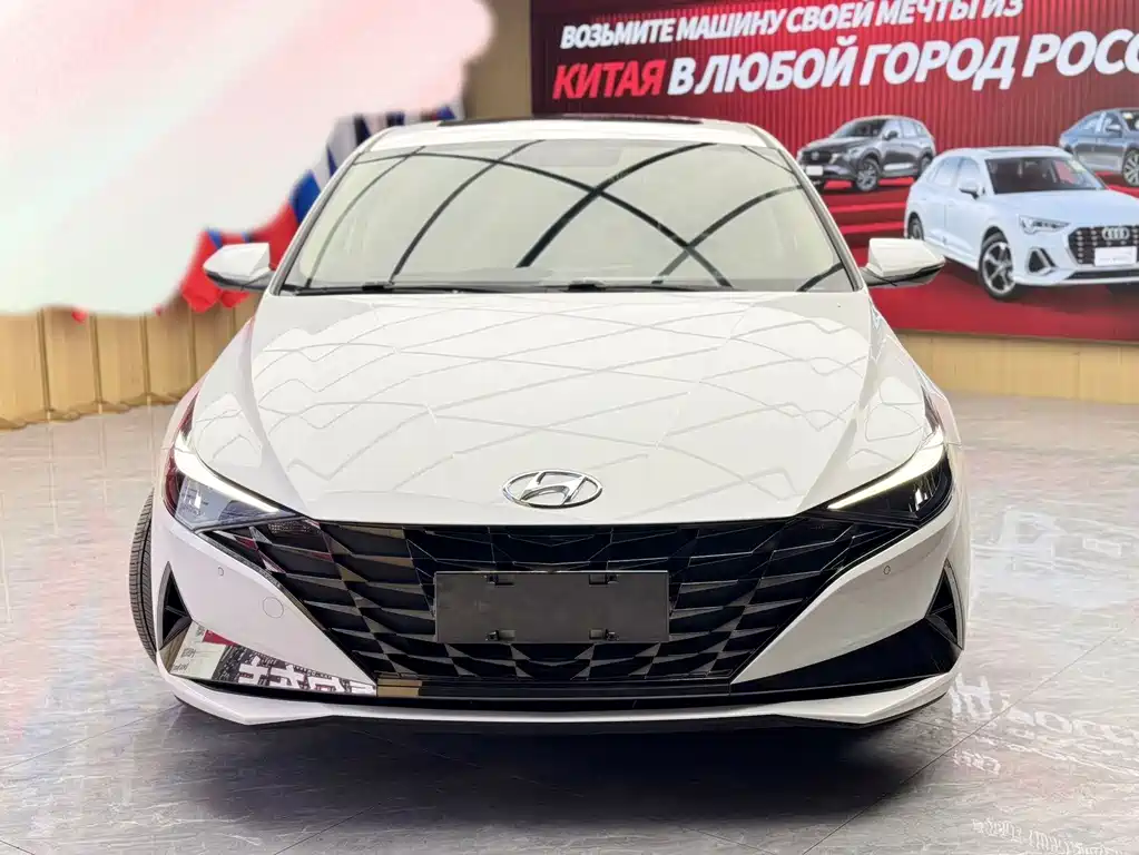 Hyundai Elantra — миниатюра 2