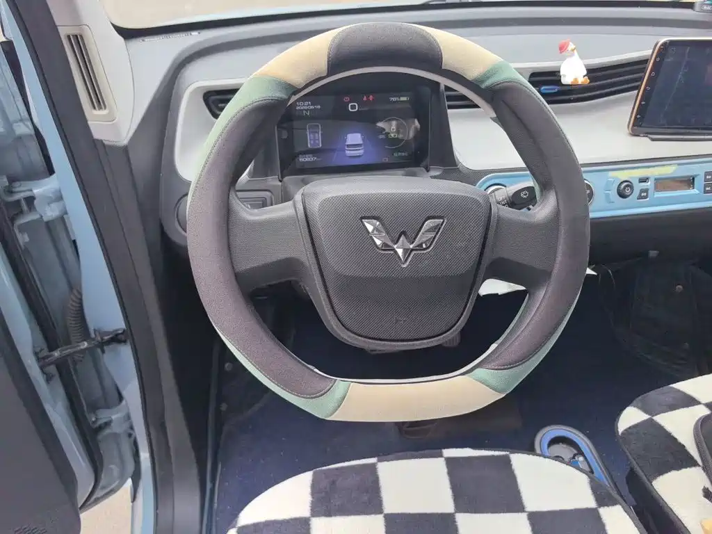 Wuling MINIEV — миниатюра 11