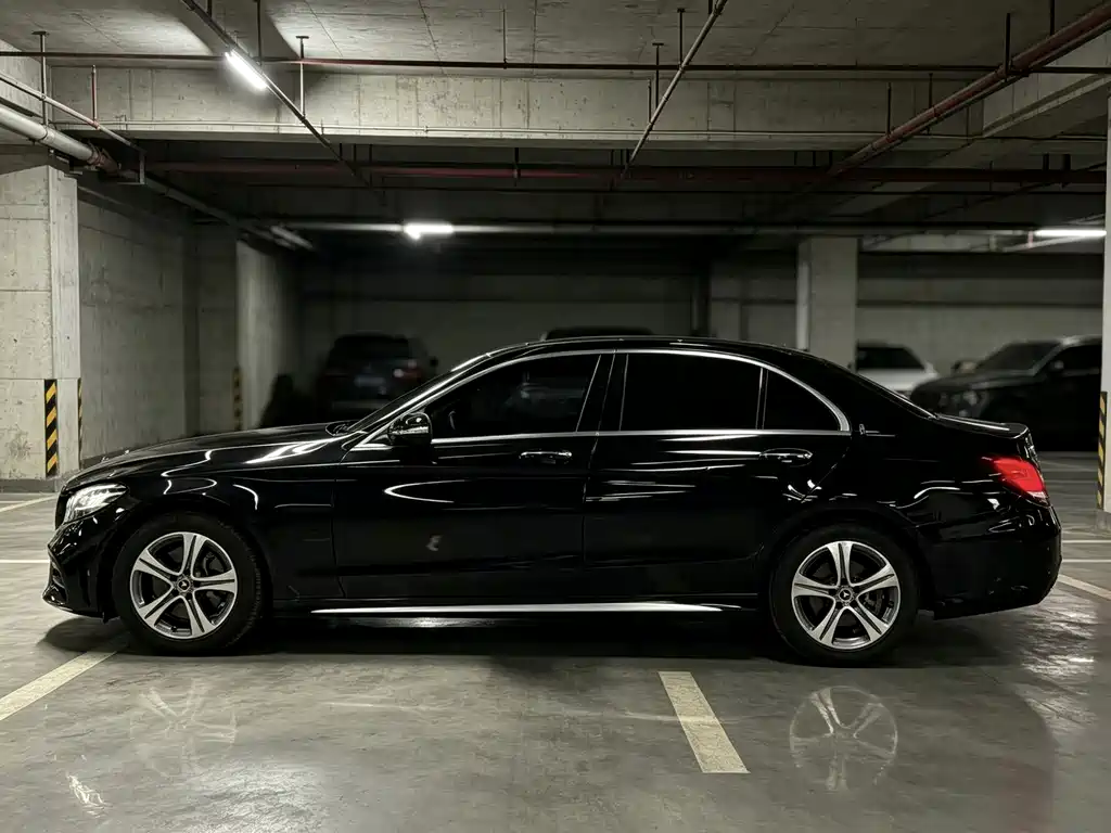 Mercedes-Benz C-Class — миниатюра 8