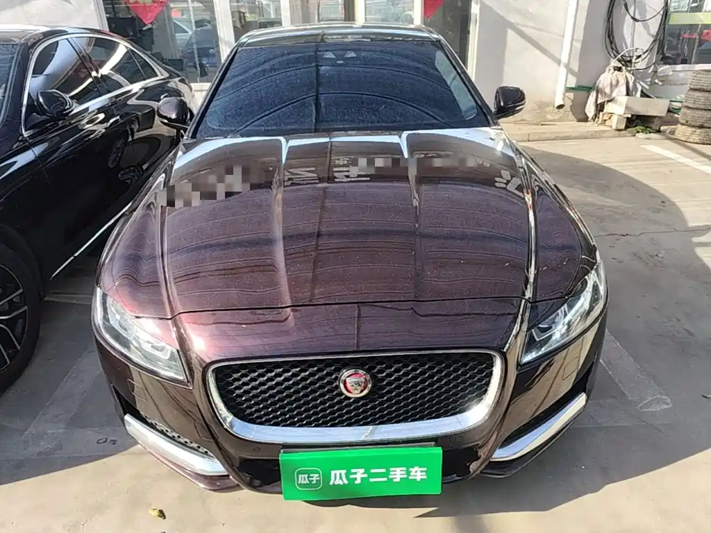 Jaguar XFL — миниатюра 3