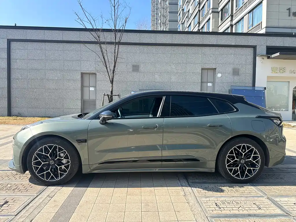 ZEEKR EXTREME KRYPTON 001