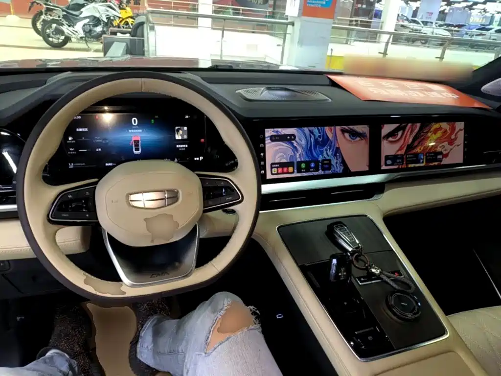 Geely Xingyue L — миниатюра 10