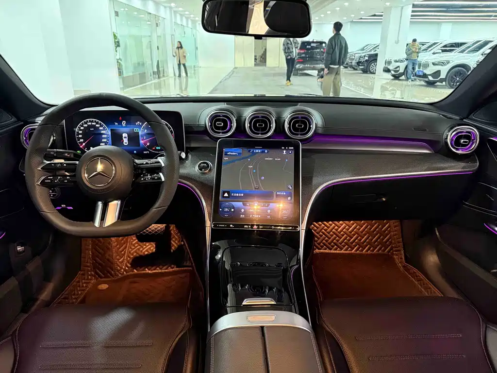 Mercedes-Benz C-Class — миниатюра 9