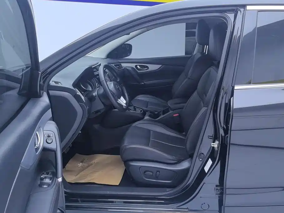 Nissan Qashqai — миниатюра 9
