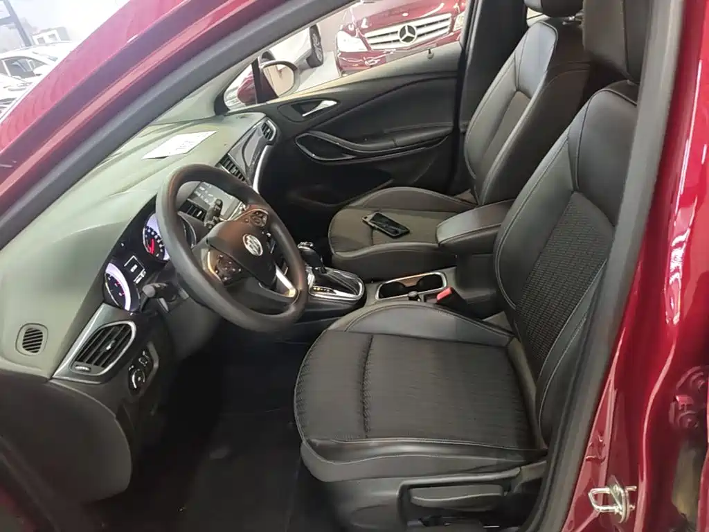 Buick Verano — миниатюра 15