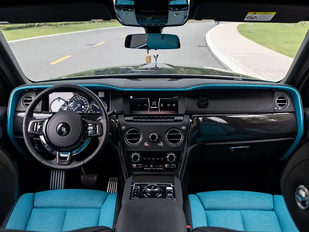 ROLLS-ROYCE CULLINAN