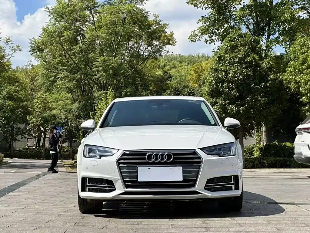 Audi A4L — миниатюра 2