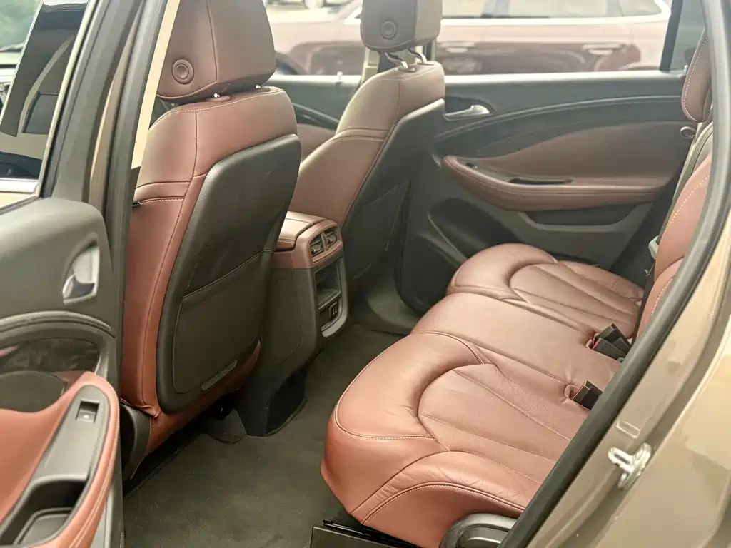 Buick Envision Plus — миниатюра 12