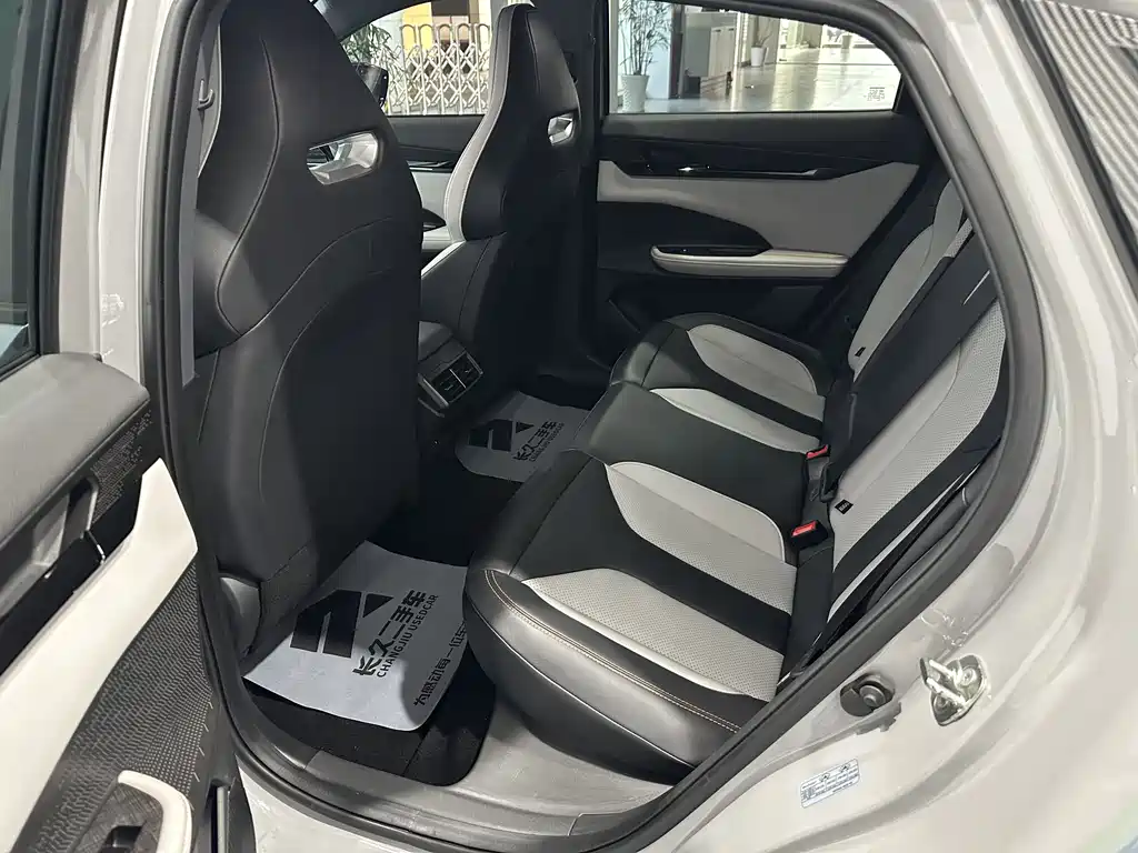 CHANGAN UNI V SMART IDD