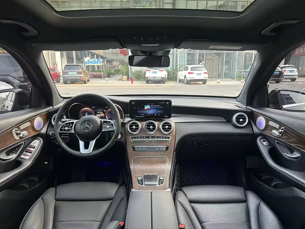 Mercedes-Benz GLC 2022 GLC 300 L 4MATIC