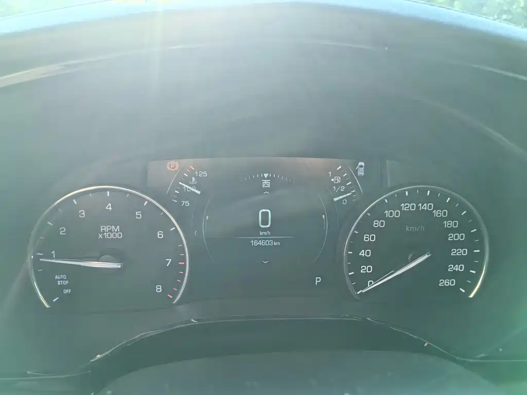 Cadillac XT5 — миниатюра 7