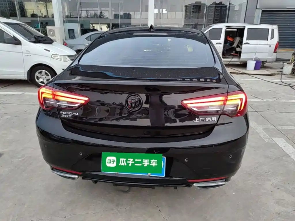 Buick Regal — миниатюра 6
