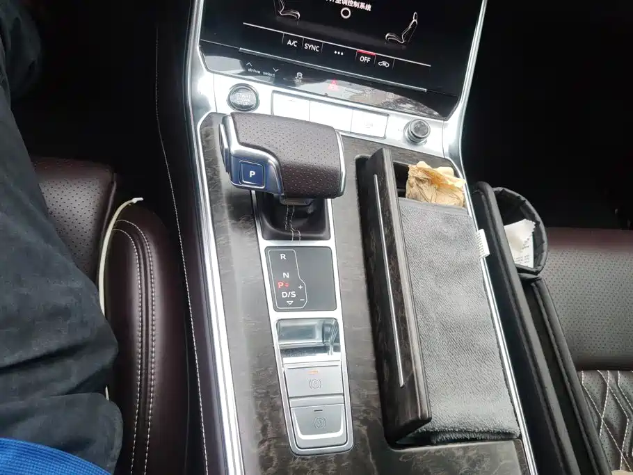 Audi A6L — миниатюра 16