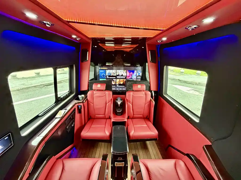 Mercedes-Benz Sprinter — миниатюра 15