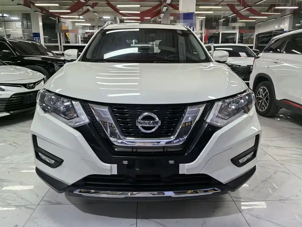 NISSAN QIJUN