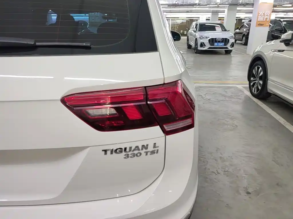 Volkswagen Tiguan L — миниатюра 8