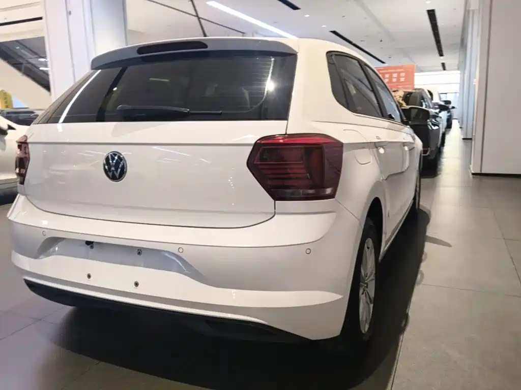 Volkswagen Polo — миниатюра 7