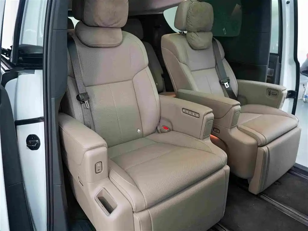 Li Auto Li MEGA — миниатюра 11