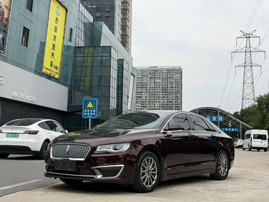 Lincoln MKZ — миниатюра 3