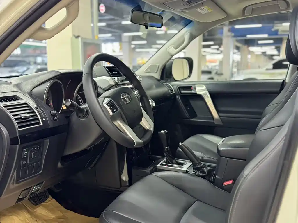 Toyota Prado — миниатюра 14