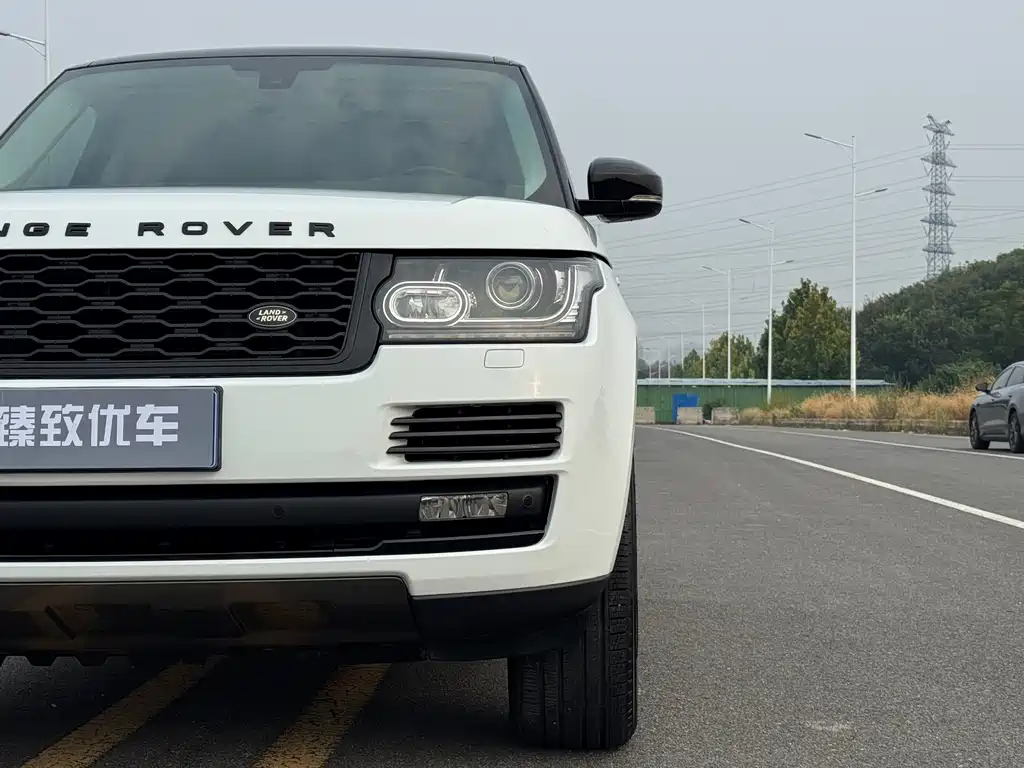 Land Rover Range Rover — миниатюра 5