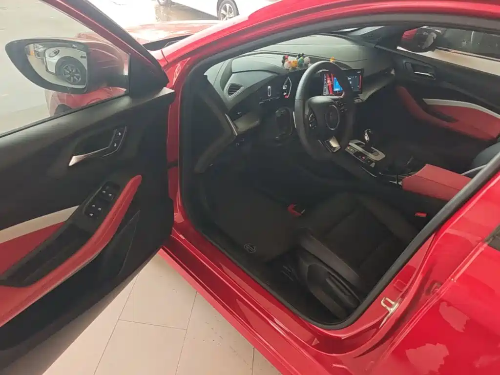 MG MG5 — миниатюра 16