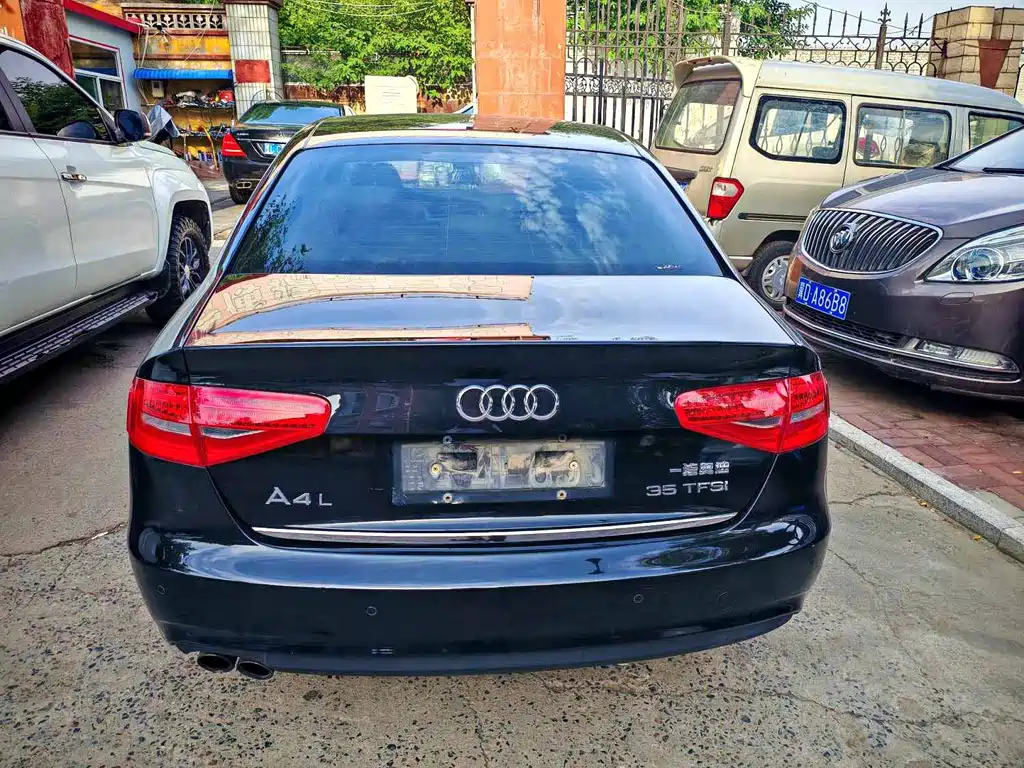 Audi A4L — миниатюра 5