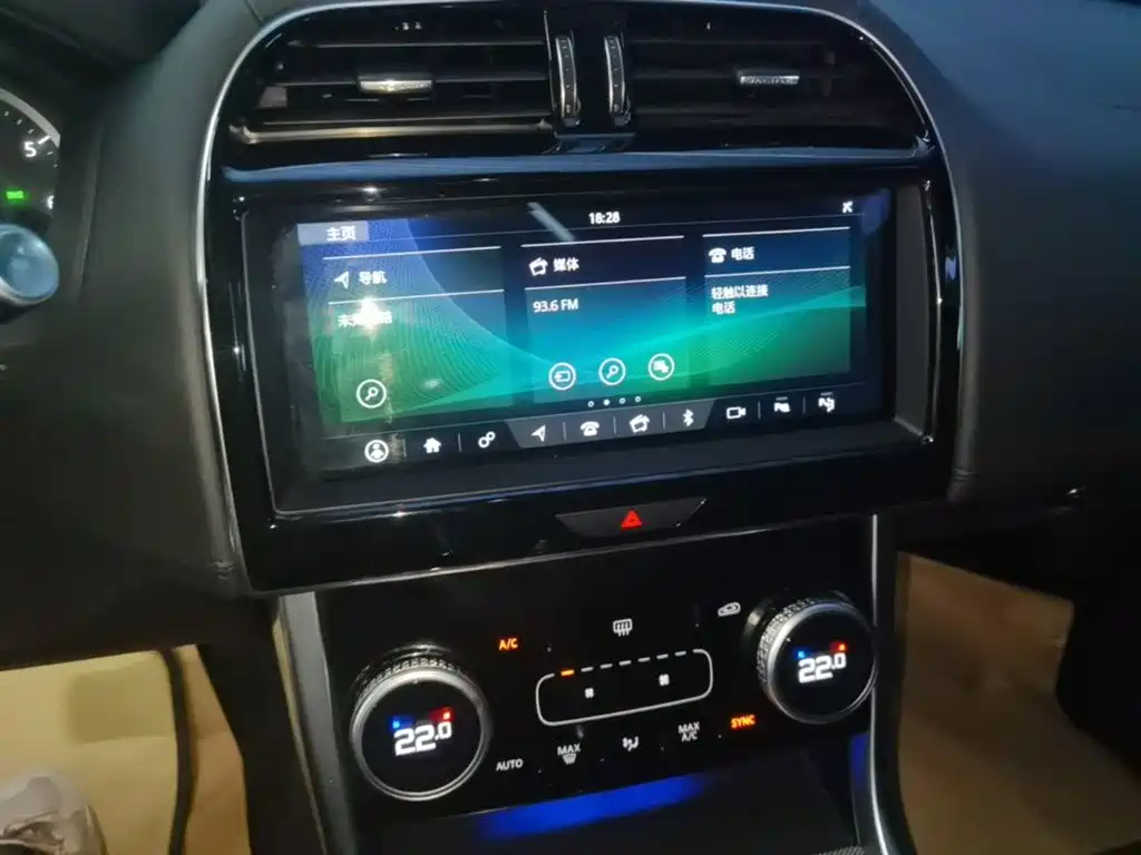 Jaguar XEL — миниатюра 13