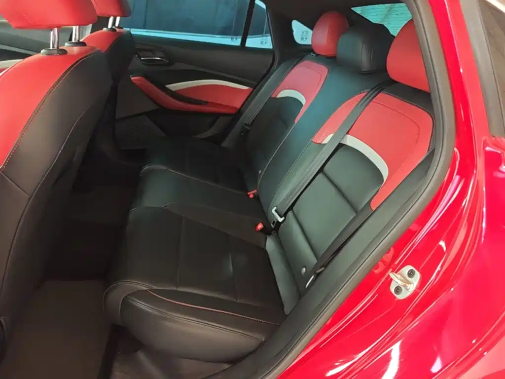 MG MG5 — миниатюра 17