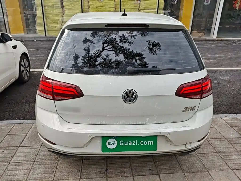 Volkswagen Golf — миниатюра 6