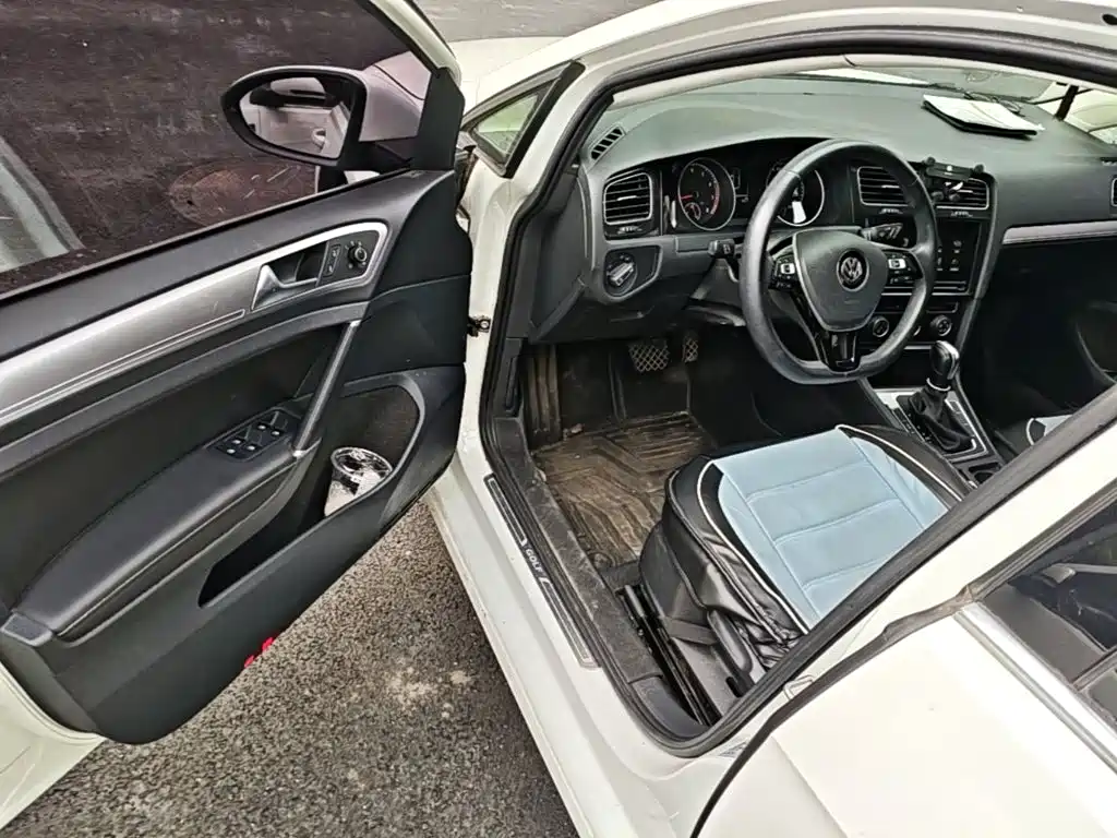 Volkswagen Golf — миниатюра 16